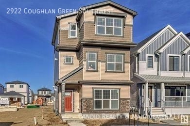 property at 2922 Coughlan Green SW
