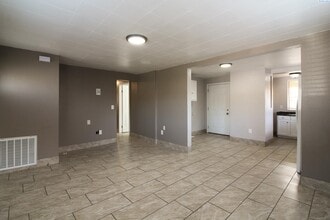 316 E 5th Ave in Kennewick, WA - Building Photo - Building Photo