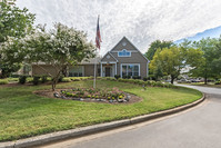 Chase on Monroe Apartments in Monroe, NC - Foto de edificio - Building Photo