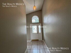 833 Brightview Dr in Lake Mary, FL - Building Photo - Building Photo