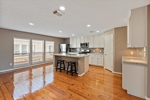 2922 Crawford St in Houston, TX - Building Photo