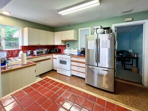 929 NW 22nd St in Gainesville, FL - Building Photo - Building Photo