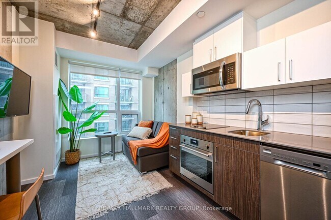 256-1256 Rideau St in Ottawa, ON - Building Photo - Building Photo