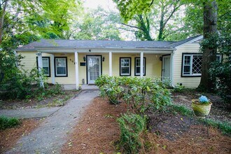 1728 Bristol Dr in Columbia, SC - Building Photo - Building Photo