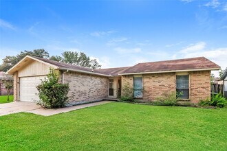 16814 Macleish Dr in Houston, TX - Building Photo - Building Photo