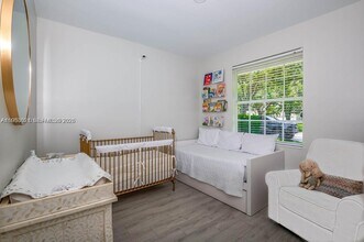 8325 NW 161st Terrace in Miami Lakes, FL - Building Photo - Building Photo