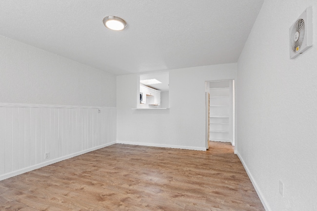 2065 15th Ave in Sacramento, CA - Building Photo - Building Photo