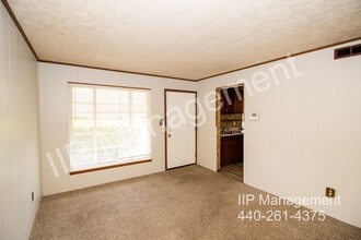 12612 Erwin Ave in Cleveland, OH - Building Photo - Building Photo