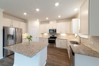 803 Sandhill Branch Dr in Austin, TX - Building Photo - Building Photo