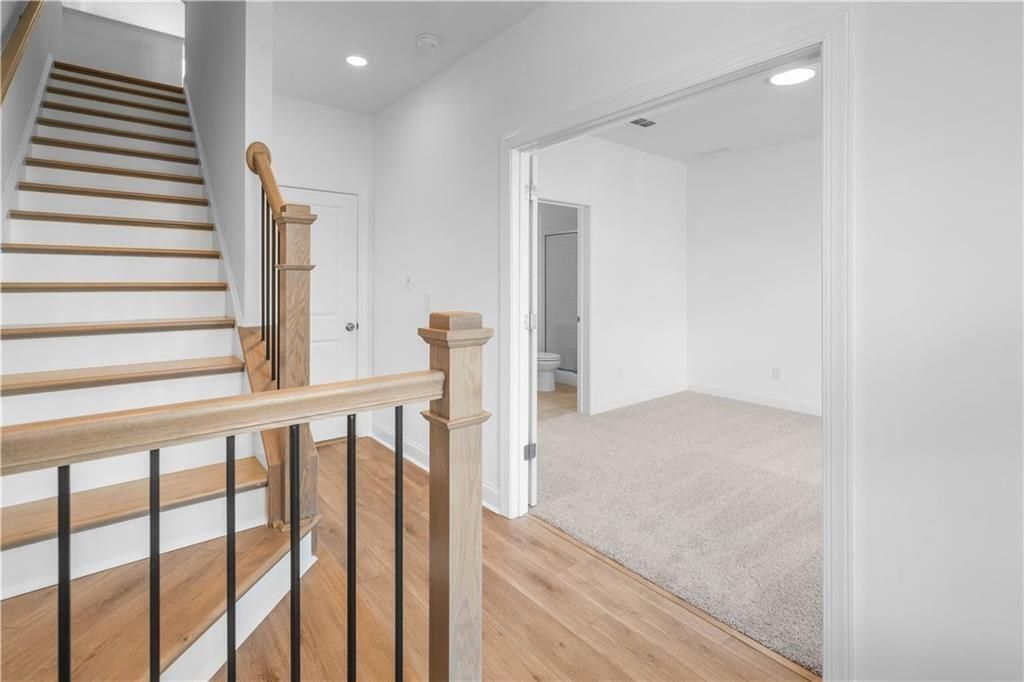 4231 Millcroft Pl in Buford, GA - Foto de edificio