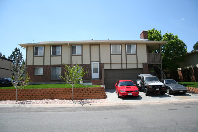 5720 W Warren Ave in Denver, CO - Building Photo - Building Photo