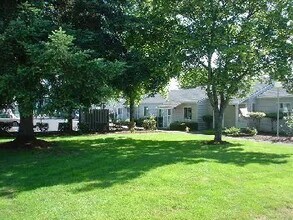 615 W Heintz St in Molalla, OR - Building Photo - Building Photo