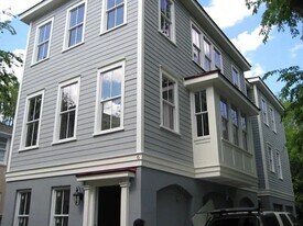 6 Kirkland Ln in Charleston, SC - Building Photo