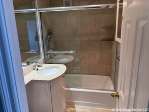 85 E India Row, Unit 3B in Boston, MA - Building Photo - Building Photo