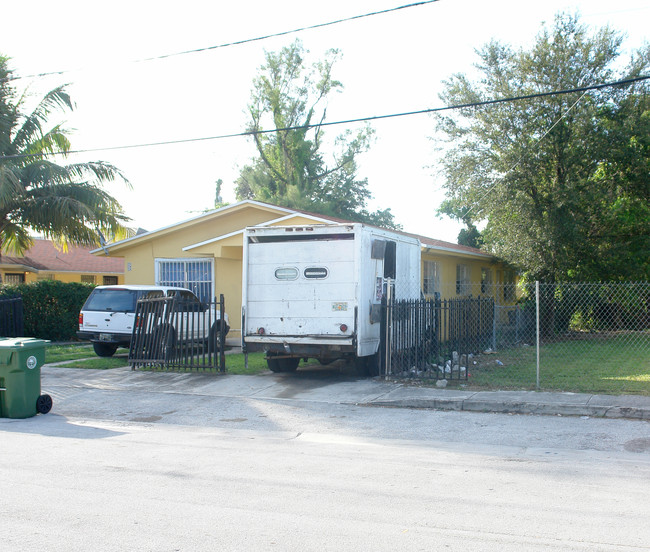 224 NW 63rd St in Miami, FL - Building Photo - Building Photo