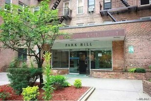 42-45-45 Kissena Blvd in Queens, NY - Building Photo