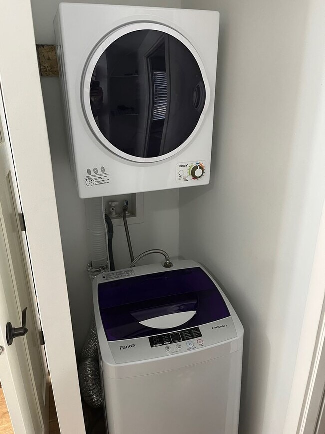 property at 115 16th St NE