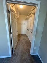 2220 Aurora Dr in Pingree Grove, IL - Building Photo - Building Photo