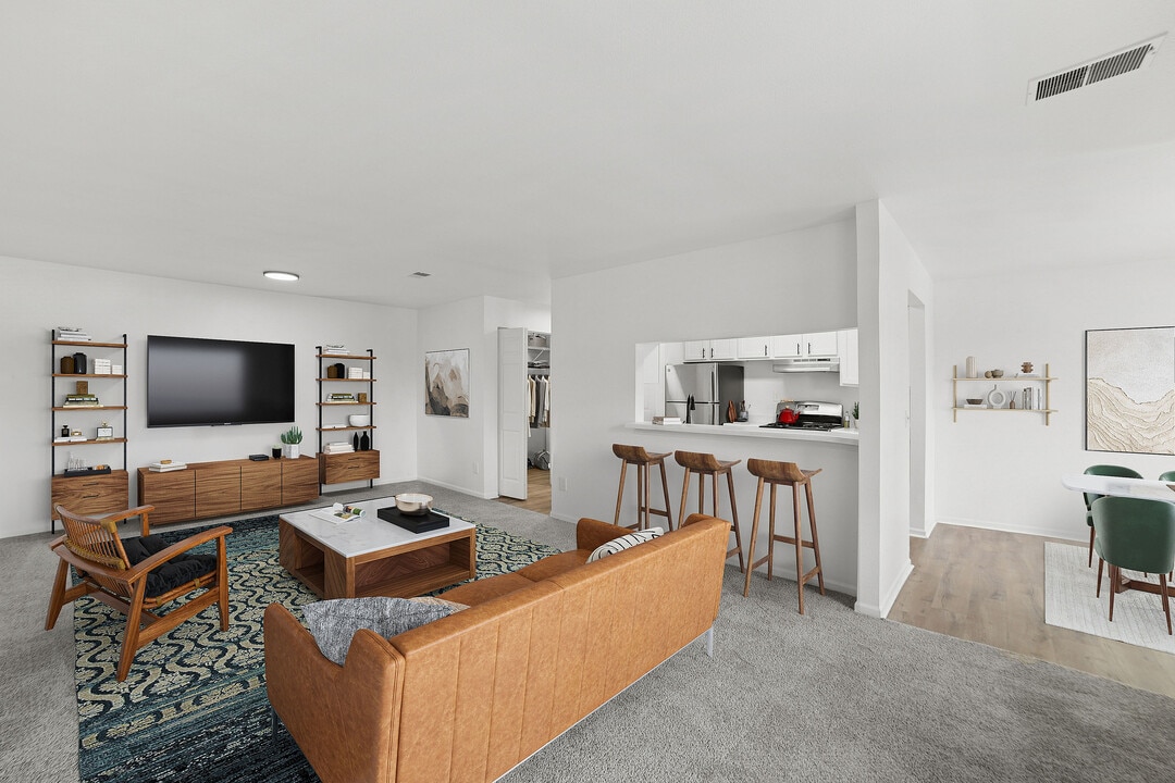 ReNew Woodland Ranch South in Kentwood, MI - Foto de edificio