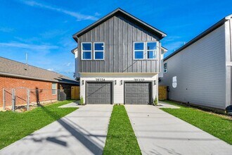 7973 Joy St in Houston, TX - Building Photo - Building Photo