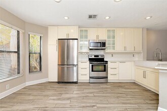 7711 Sugar Bend Dr in Orlando, FL - Building Photo - Building Photo