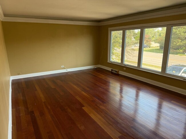 860 N Northwest Hwy, Unit 2 in Park Ridge, IL - Building Photo - Building Photo