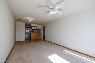 Eaglewood Apartments in Nixa, MO - Building Photo