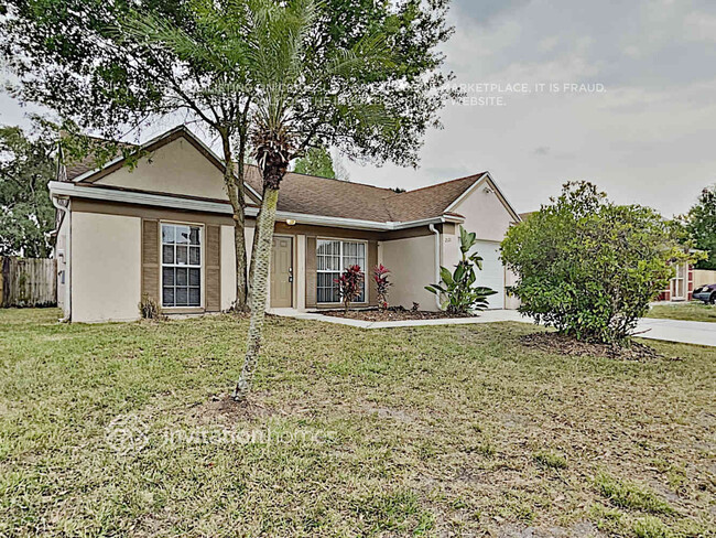 2121 Redleaf Dr in Brandon, FL - Building Photo - Building Photo