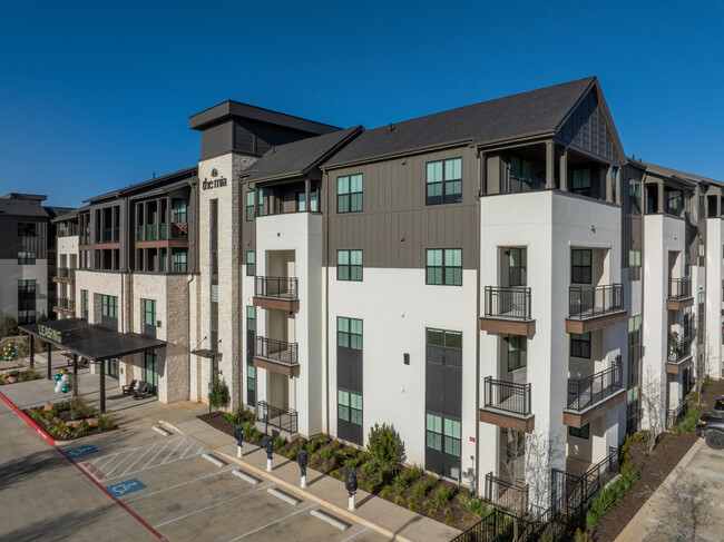 The Mia in Austin, TX - Foto de edificio - Building Photo