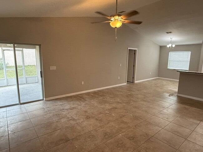 4819 Summerfield Cir in Winter Haven, FL - Building Photo - Building Photo