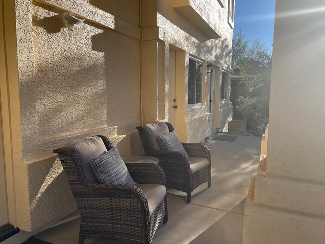 452 Prescott Heights Dr in Prescott, AZ - Foto de edificio - Building Photo