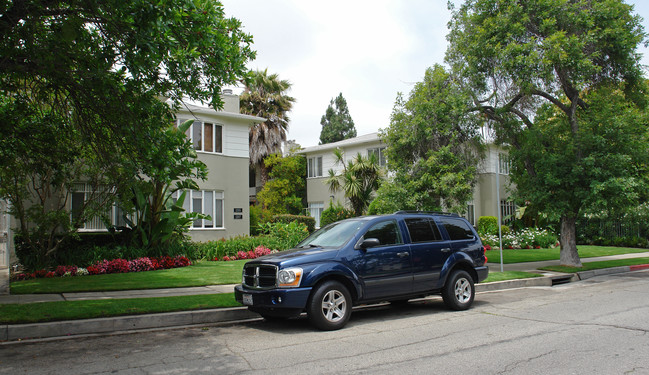 1205 Beverly Green Dr in Los Angeles, CA - Building Photo - Building Photo