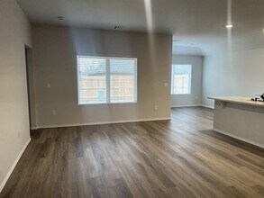 607 NW 120th Terrace in Oklahoma City, OK - Building Photo - Building Photo