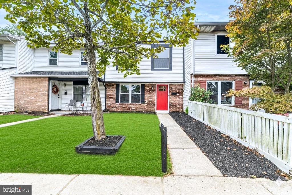 4 Magnolia Ct in Sicklerville, NJ - Building Photo