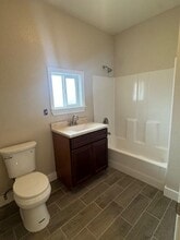 617 N Bonnie Beach Pl in Los Angeles, CA - Building Photo - Building Photo