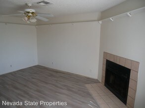 2021 Winwood St in Las Vegas, NV - Building Photo - Building Photo