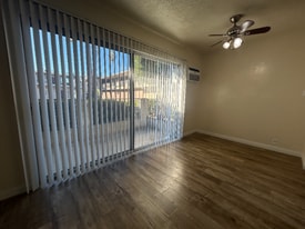 409 N Los Robles Ave in Pasadena, CA - Building Photo