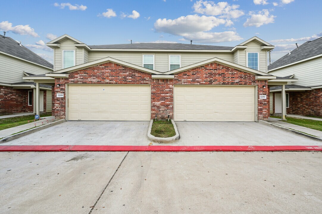 Palm Trace Homes Photo