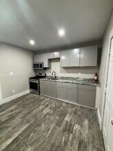 2199 E 74th St in Cleveland, OH - Building Photo - Building Photo