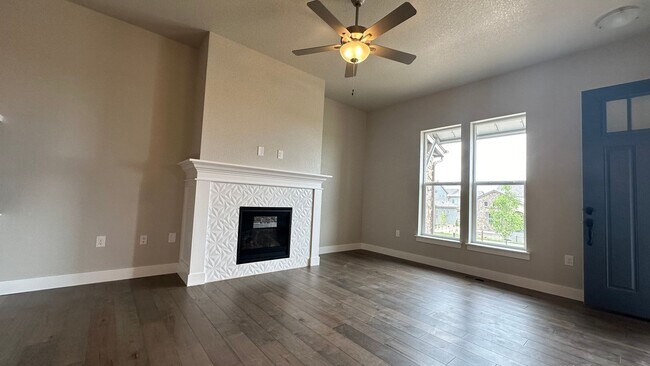 6234 Vernazza Way in Windsor, CO - Building Photo - Building Photo