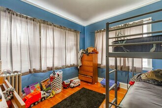 6235 N Claremont Ave, Unit 3 in Chicago, IL - Building Photo - Building Photo