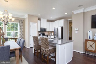 313 Piper Ln in Exton, PA - Building Photo - Building Photo