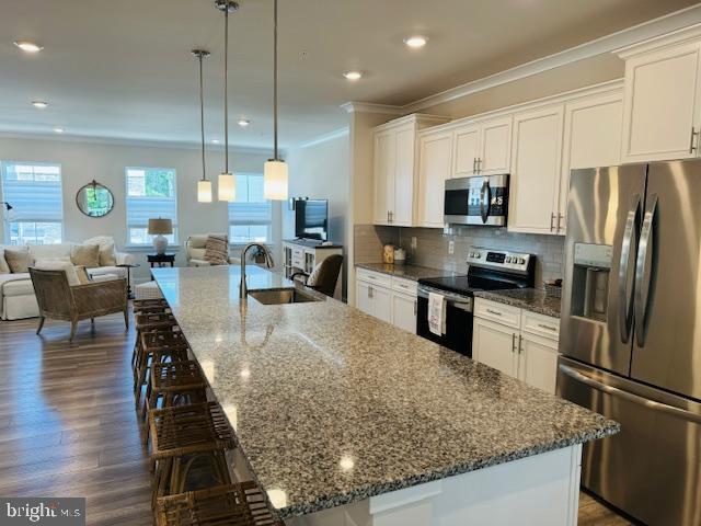 property at 12435 Sea Oaks Ln