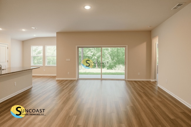 5530 Ortega Bluff Ln in Jacksonville, FL - Foto de edificio - Building Photo