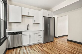 37 Lyon St in Boston, MA - Building Photo - Building Photo