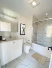 190 Green St, Unit 202 in Boston, MA - Building Photo - Building Photo