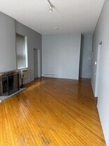 2130 N Halsted St, Unit 2F in Chicago, IL - Building Photo