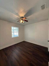 1113 Cinnamon Way E in Lakeland, FL - Building Photo - Building Photo