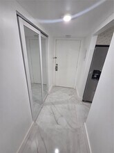 251 S Cypress Rd in Pompano Beach, FL - Building Photo - Building Photo