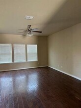 5017 Hidden Pond Dr in Frisco, TX - Foto de edificio - Building Photo